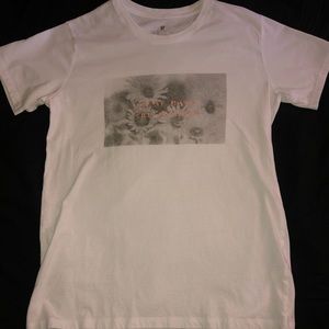 Short sleeve graphic tee
